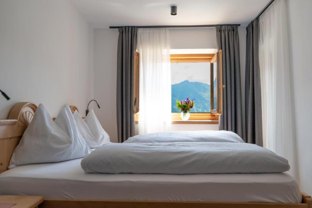 Gasthof Hochfirst Bed & Breakfast Corvara in Passiria Exterior foto